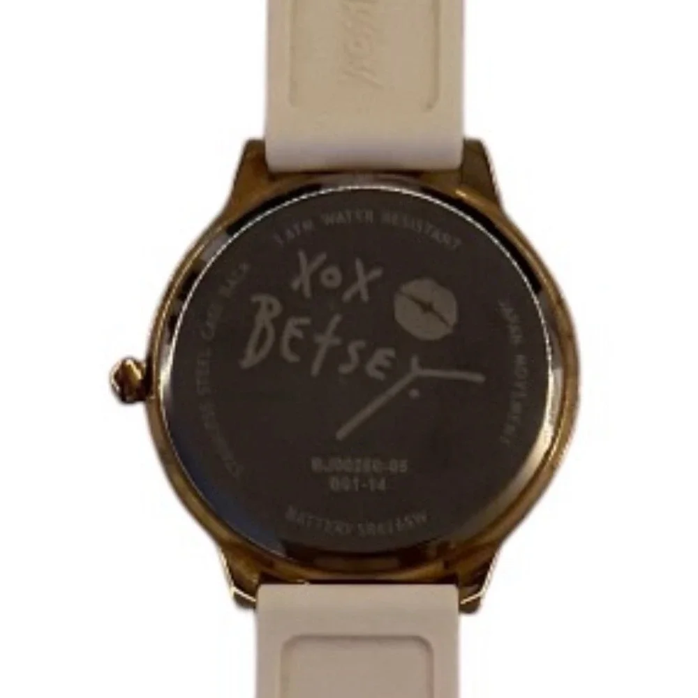 Betsey Johnson‎ XOX Gold Cream Heart Embossed Silicone Strap Watch BJ00250-05